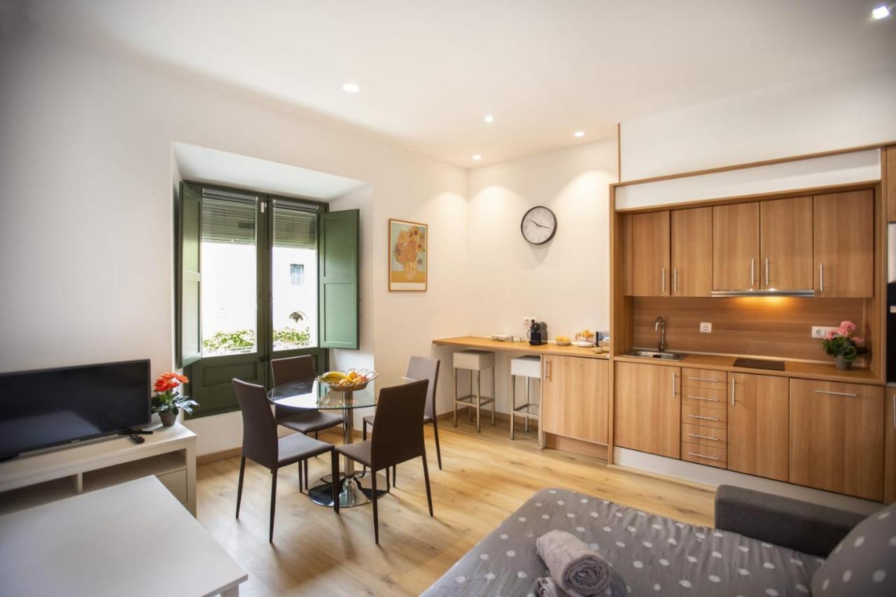 Apartament Al Cor Del Barri Vell De Gerona Buitenkant foto
